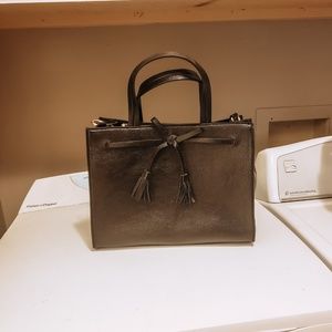 Sannis Bow Tote NWT
